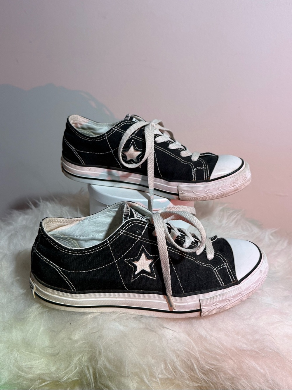 Converse Black and White One Star Low Sneakers
